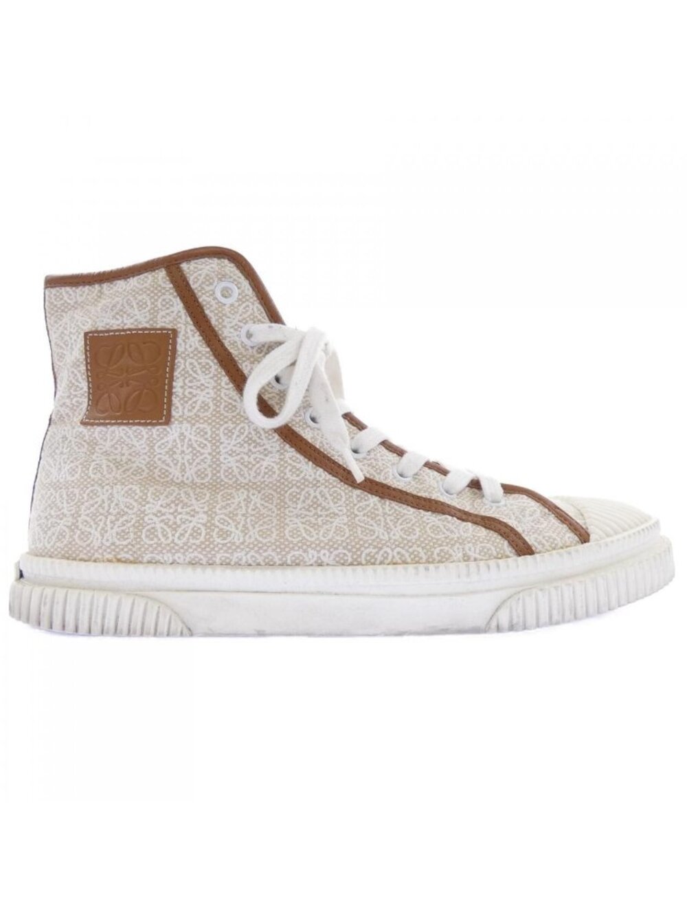 Loewe Sneakers Beige